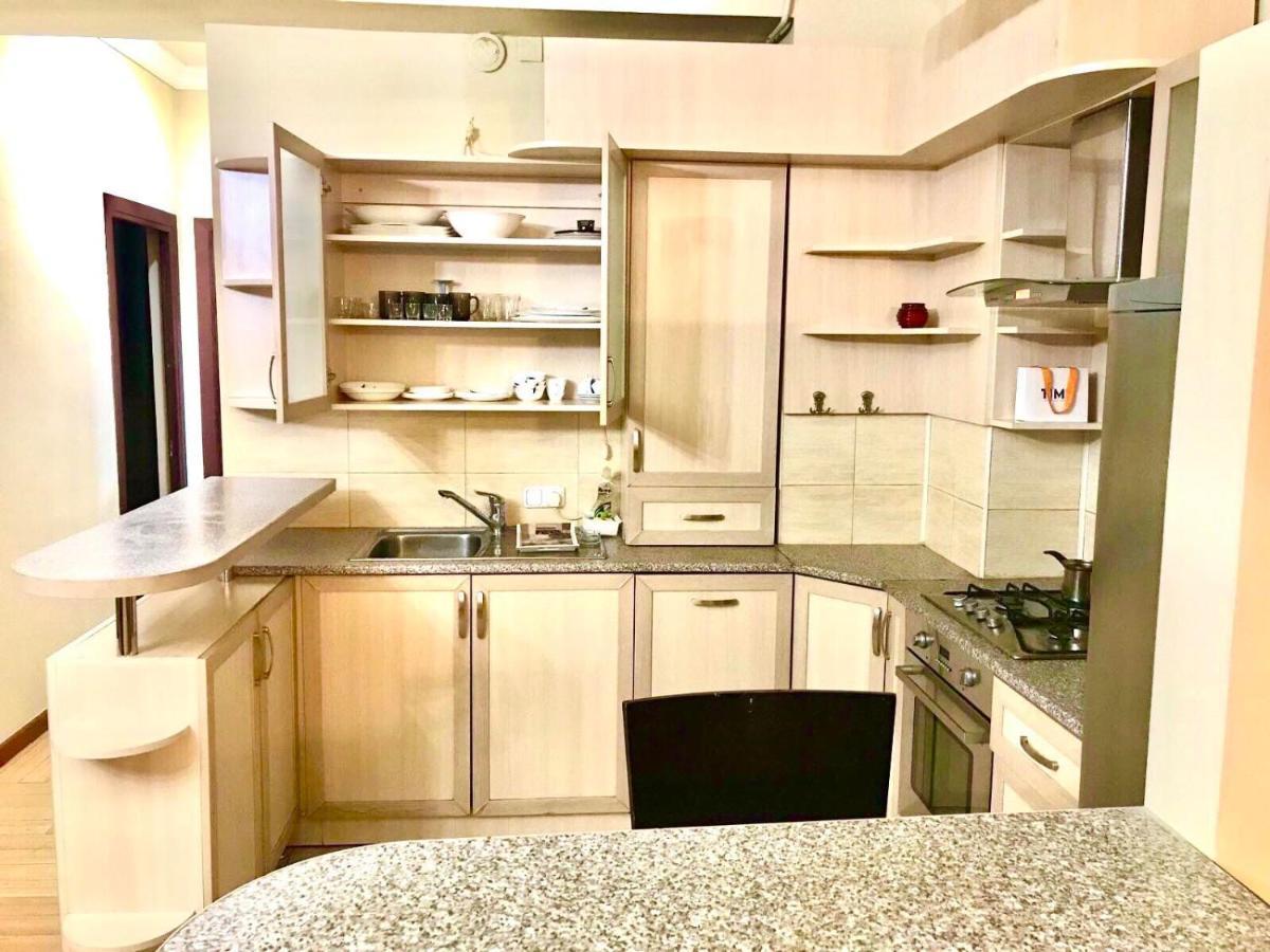 Mount Hood Apartments Yerevan Bagian luar foto